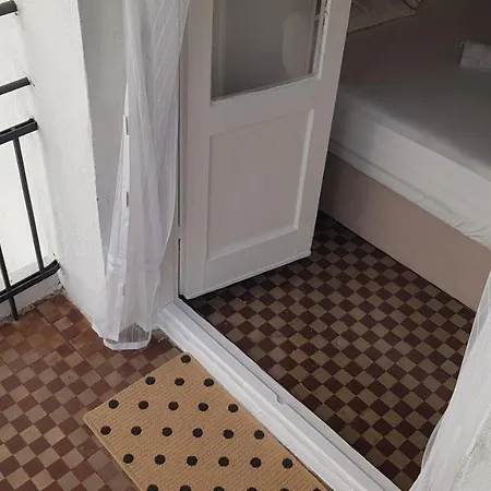 Konstantinos's Luxury Vintage Apartment